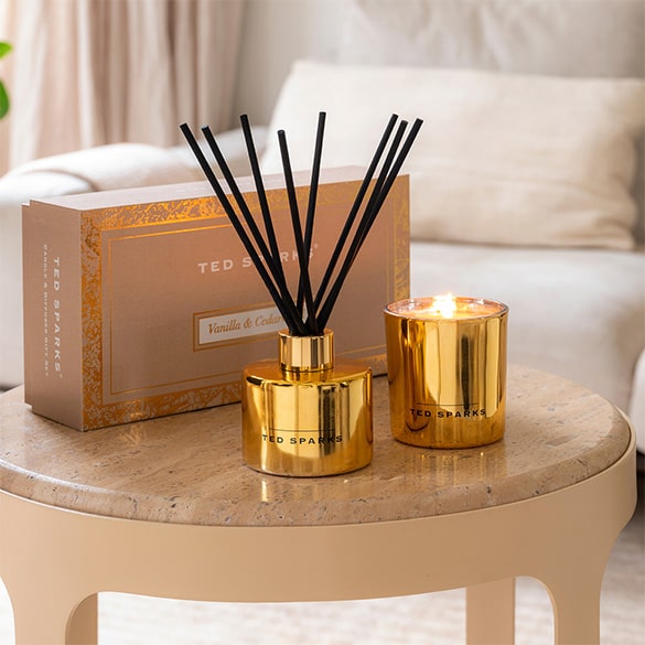 Gift sets - Sorprénde a tus clientes con una caja regalo rellena de las mejores velas aromáticas y difusores.
