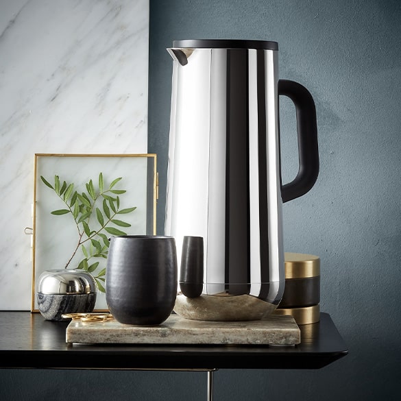 Jarras térmicas - Que todo el mundo vea en tu próxima reunión tu termo para café o té. ¡Mantendrá tu bebida caliente durante horas!